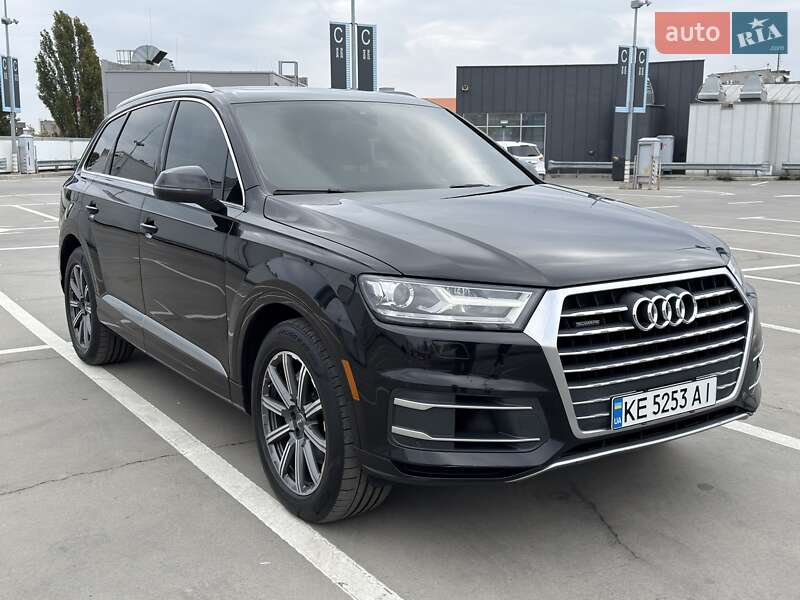 Позашляховик / Кросовер Audi Q7 2016 в Києві Позашляховик / Кросовер Audi Q7 2016 в Києві