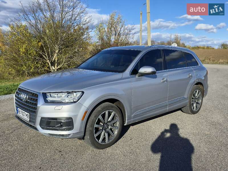 Внедорожник / Кроссовер Audi Q7 2017 в Виннице