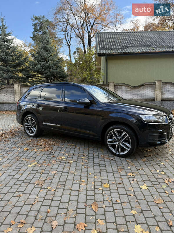 Позашляховик / Кросовер Audi Q7 2016 в Львові Позашляховик / Кросовер Audi Q7 2016 в Львові