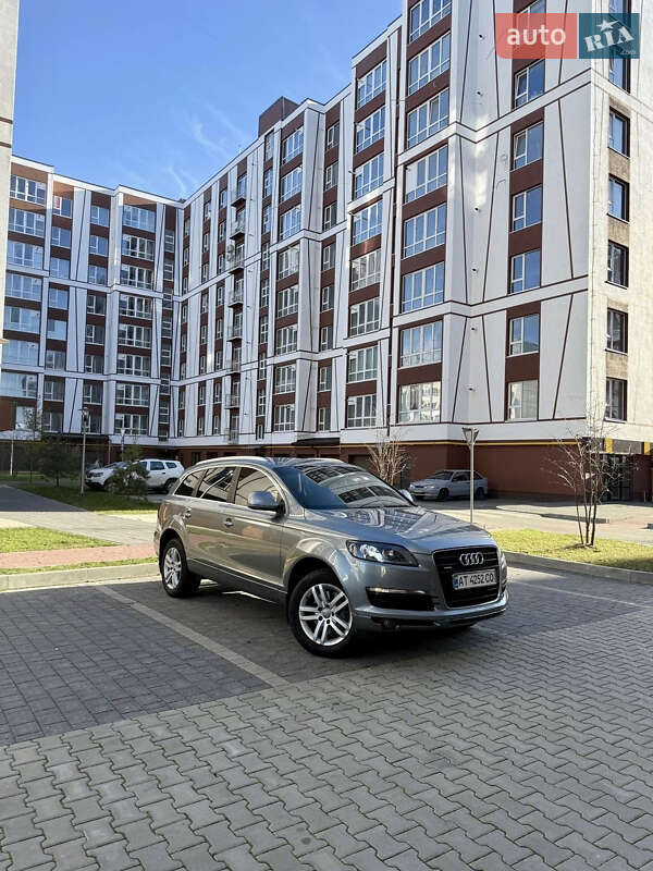 Внедорожник / Кроссовер Audi Q7 2006 в Ивано-Франковске
