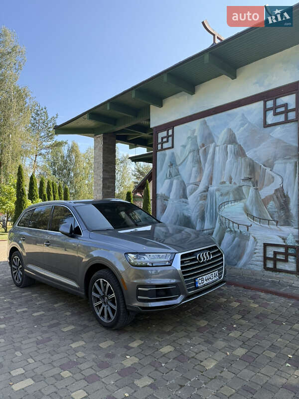 Внедорожник / Кроссовер Audi Q7 2016 в Чернигове