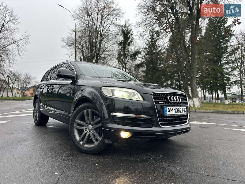 Внедорожник / Кроссовер Audi Q7 2008 в Виннице