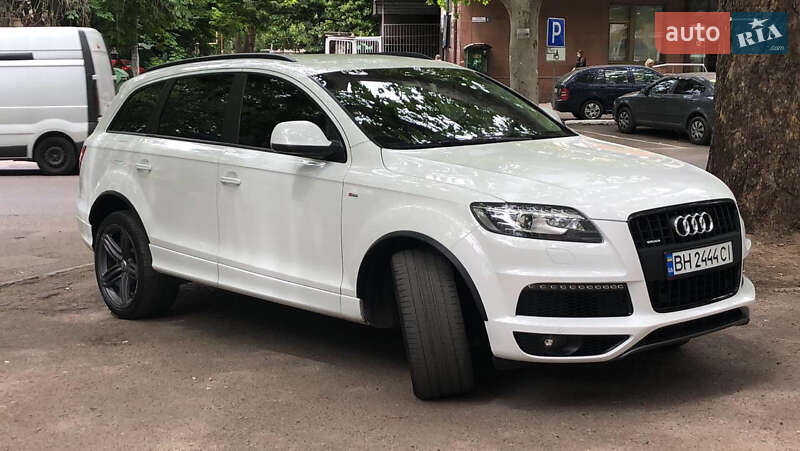 Внедорожник / Кроссовер Audi Q7 2014 в Одессе