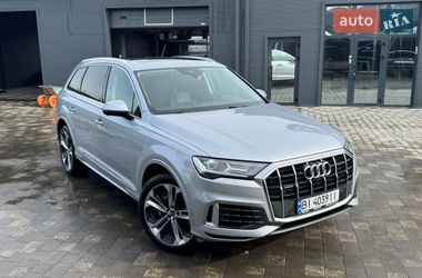 Внедорожник / Кроссовер Audi Q7 2021 в Полтаве