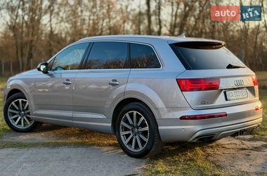 Позашляховик / Кросовер Audi Q7 2018 в Києві