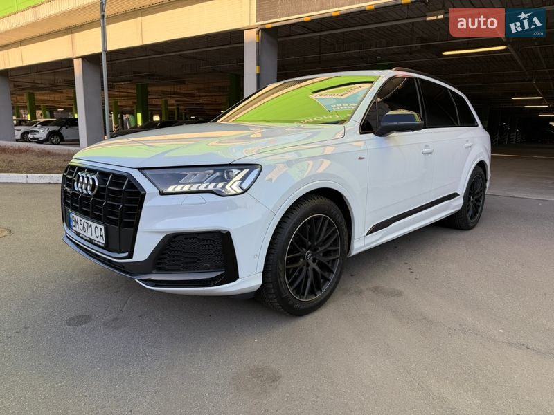 Позашляховик / Кросовер Audi Q7 2020 в Києві