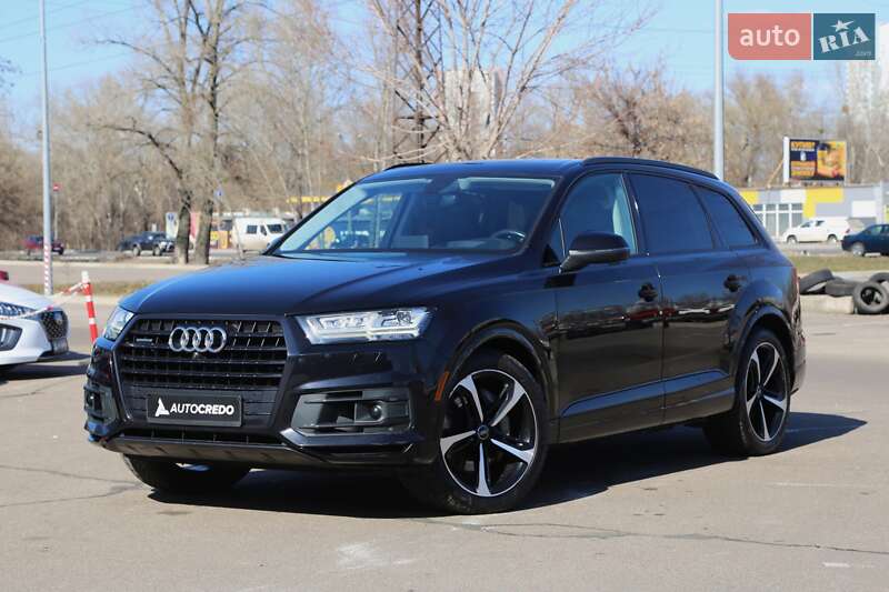 Внедорожник / Кроссовер Audi Q7 2018 в Киеве