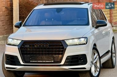 Внедорожник / Кроссовер Audi Q7 2016 в Ровно