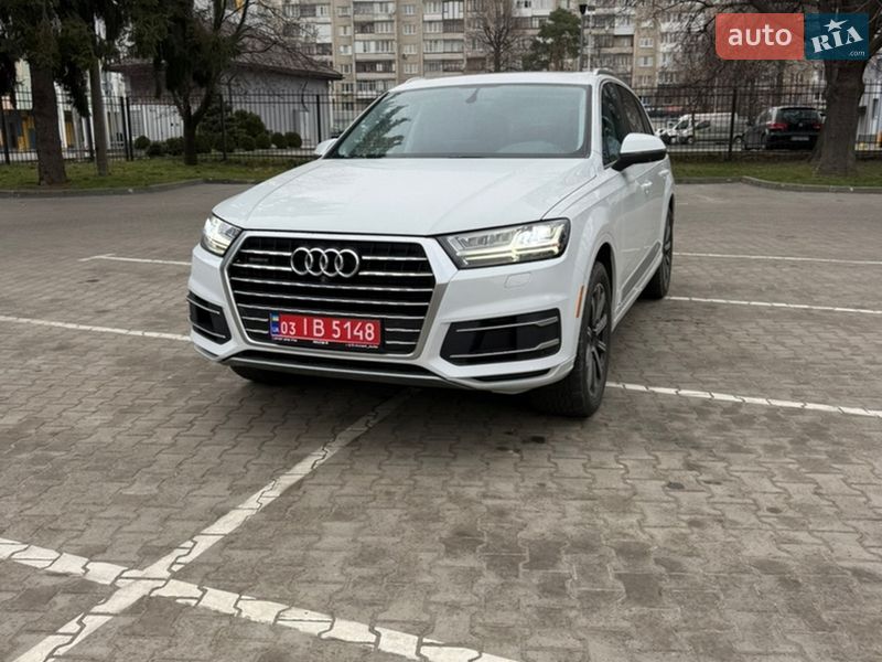 Внедорожник / Кроссовер Audi Q7 2016 в Луцке