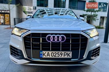 Позашляховик / Кросовер Audi Q7 2023 в Києві