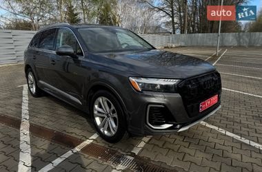 Внедорожник / Кроссовер Audi Q7 2024 в Киеве