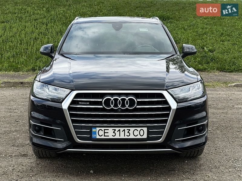 Внедорожник / Кроссовер Audi Q7 2017 в Черновцах