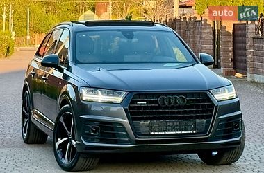 Внедорожник / Кроссовер Audi Q7 2018 в Ровно