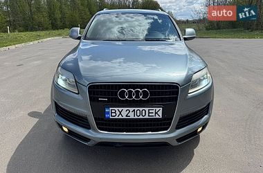 Внедорожник / Кроссовер Audi Q7 2007 в Дунаевцах