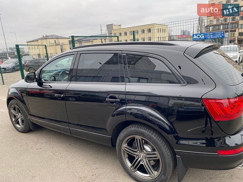 Позашляховик / Кросовер Audi Q7 2014 в Полтаві
