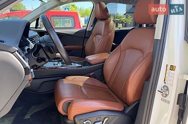 Позашляховик / Кросовер Audi Q7 2018 в Києві