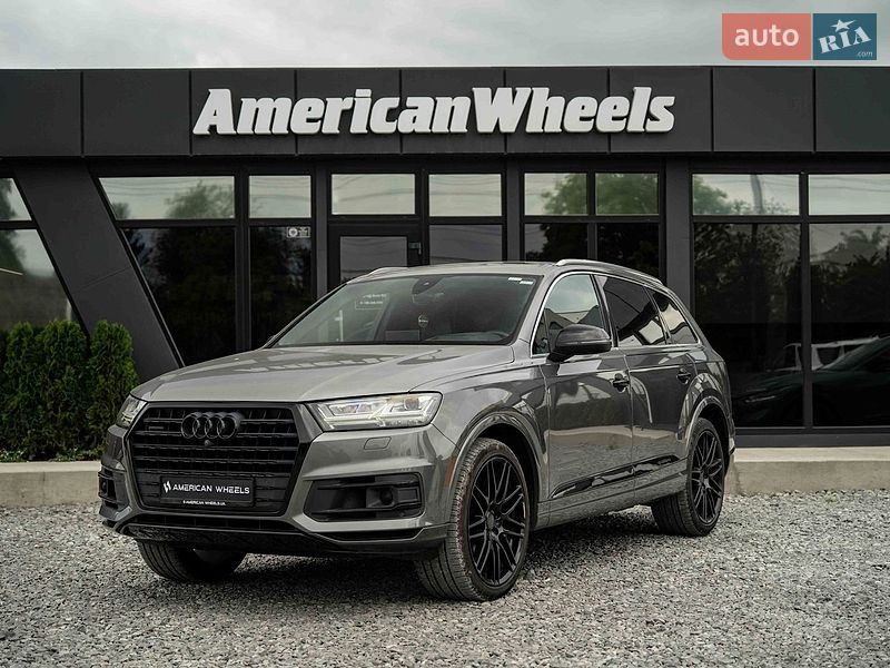 Внедорожник / Кроссовер Audi Q7 2017 в Черновцах