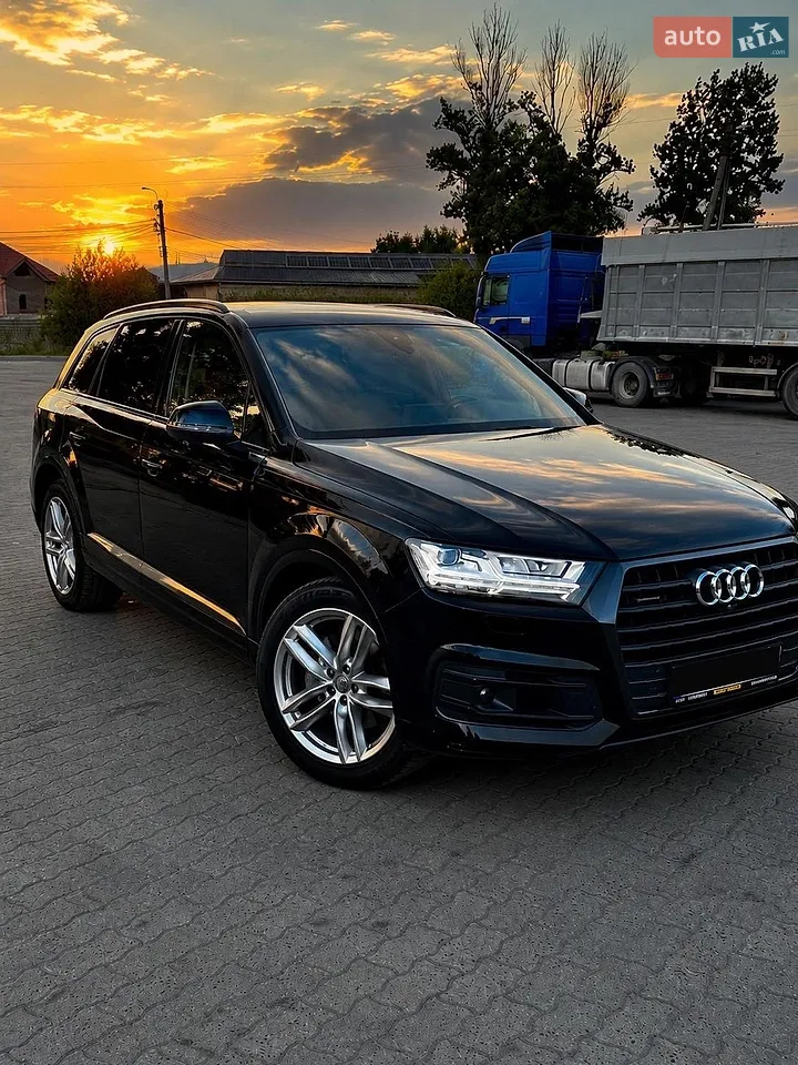 Audi Q7 2017 photo 4