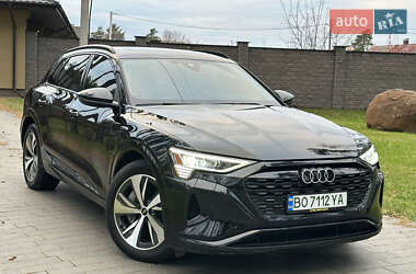 Позашляховик / Кросовер Audi Q8 e-tron 2023 в Житомирі