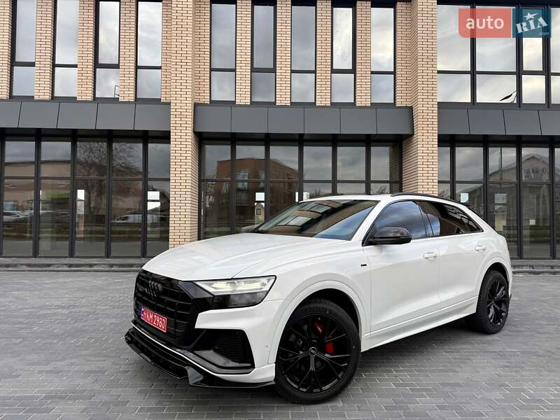 Внедорожник / Кроссовер Audi Q8 2022 в Виннице