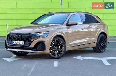 Внедорожник / Кроссовер Audi Q8 2024 в Киеве