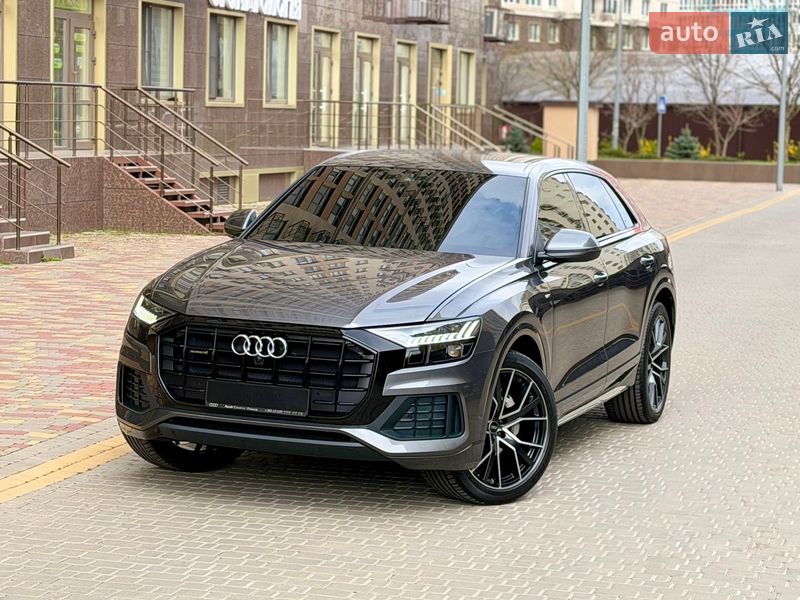 Позашляховик / Кросовер Audi Q8 2021 в Одесі