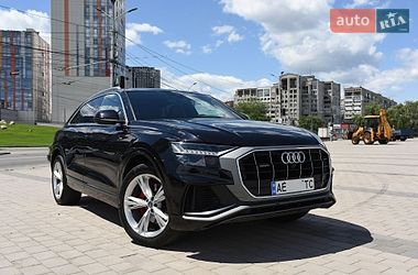 Позашляховик / Кросовер Audi Q8 2019 в Дніпрі Позашляховик / Кросовер Audi Q8 2019 в Дніпрі