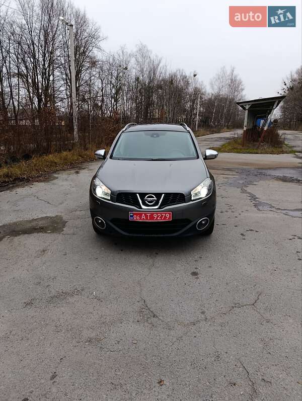 Внедорожник / Кроссовер Nissan Qashqai+2 2011 в Звягеле