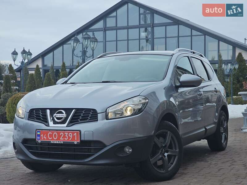 Позашляховик / Кросовер Nissan Qashqai+2 2012 в Стрию