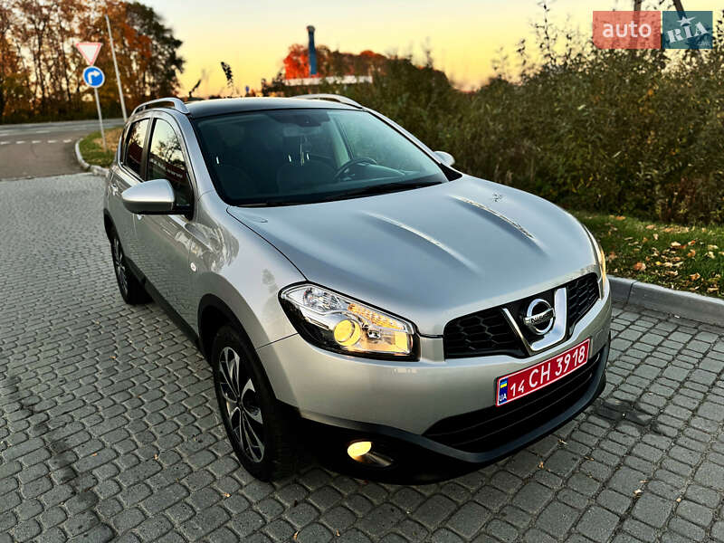 Позашляховик / Кросовер Nissan Qashqai 2012 в Стрию Позашляховик / Кросовер Nissan Qashqai 2012 в Стрию