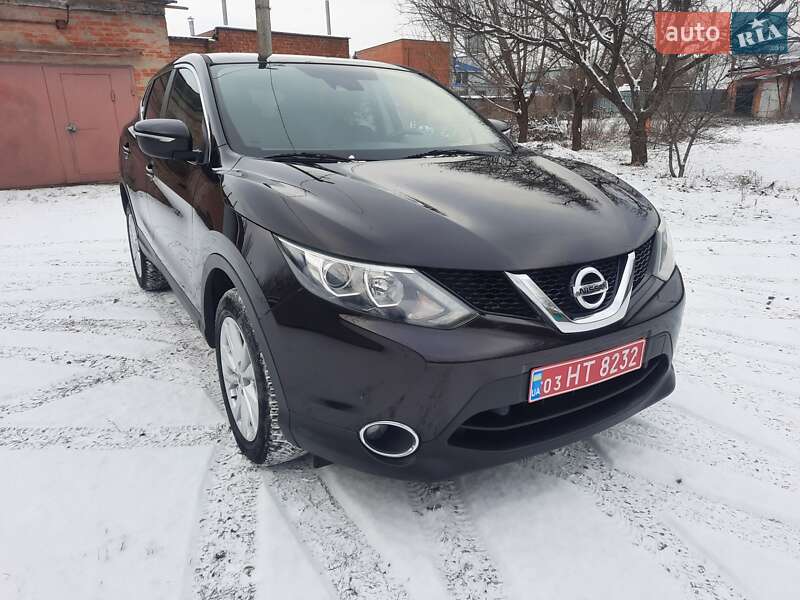 Внедорожник / Кроссовер Nissan Qashqai 2014 в Полтаве