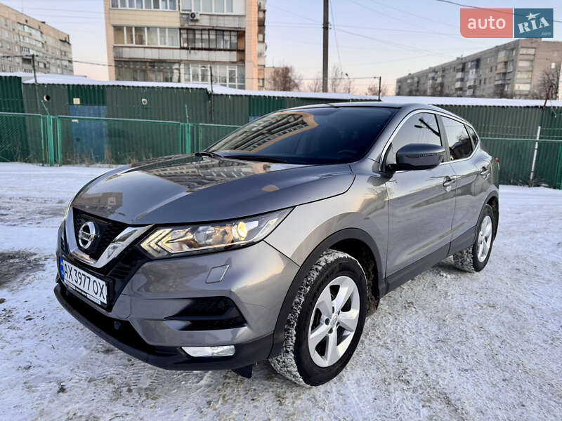 Внедорожник / Кроссовер Nissan Qashqai 2017 в Харькове