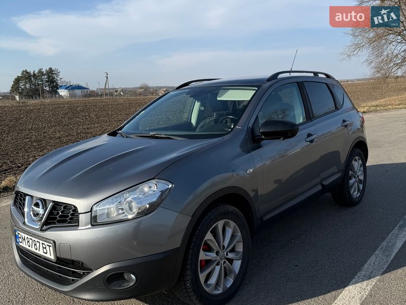 Позашляховик / Кросовер Nissan Qashqai 2013 в Ромнах