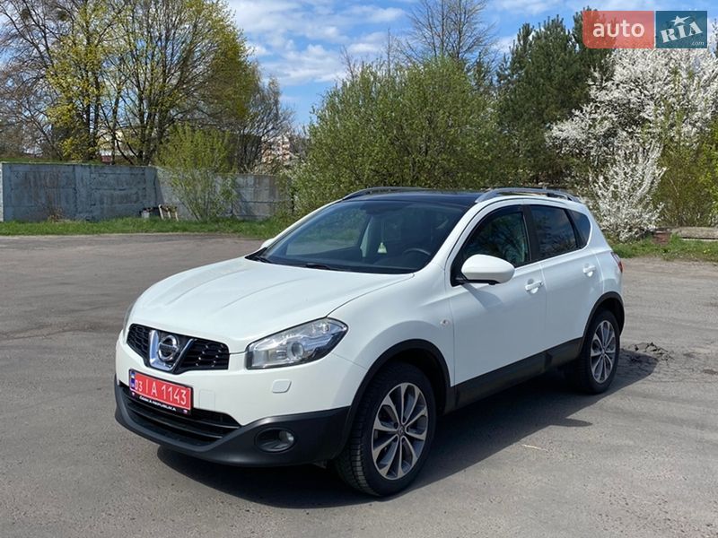 Позашляховик / Кросовер Nissan Qashqai 2012 в Дубні