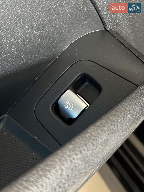 Седан Anaig Quick ANJ 3000 2012 в Запорожье