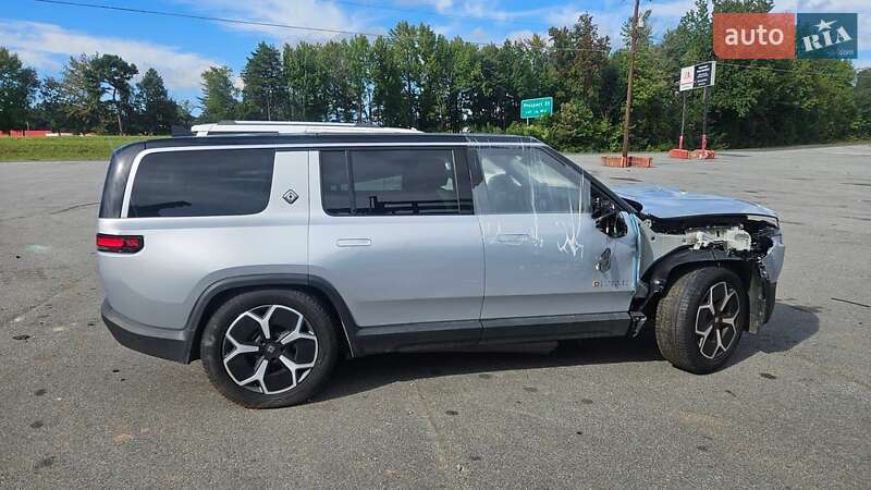 Внедорожник / Кроссовер Rivian R1S 2023 в Киеве Внедорожник / Кроссовер Rivian R1S 2023 в Киеве
