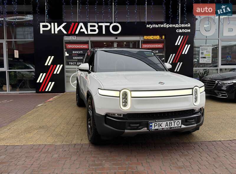 Внедорожник / Кроссовер Rivian R1S 2023 в Львове