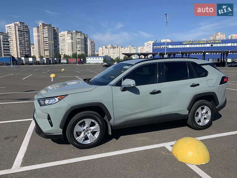 Позашляховик / Кросовер Toyota RAV4 2021 в Києві Позашляховик / Кросовер Toyota RAV4 2021 в Києві