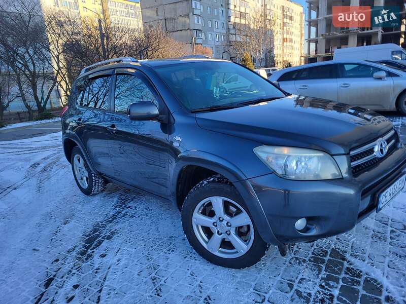 Внедорожник / Кроссовер Toyota RAV4 2007 в Черновцах