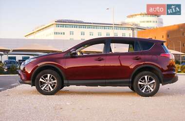 Позашляховик / Кросовер Toyota RAV4 2016 в Ворзелі