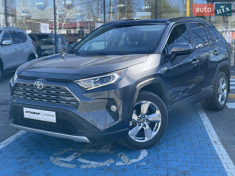 Внедорожник / Кроссовер Toyota RAV4 2019 в Одессе