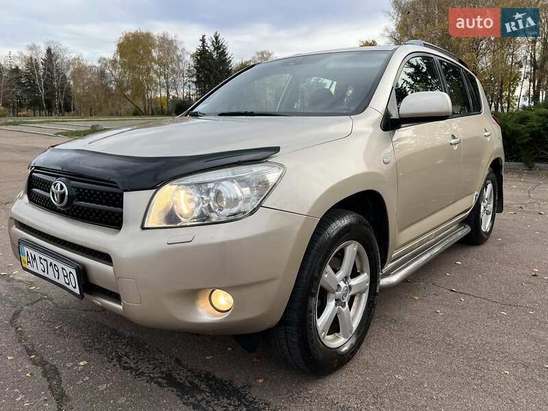 Позашляховик / Кросовер Toyota RAV4 2008 в Житомирі Позашляховик / Кросовер Toyota RAV4 2008 в Житомирі