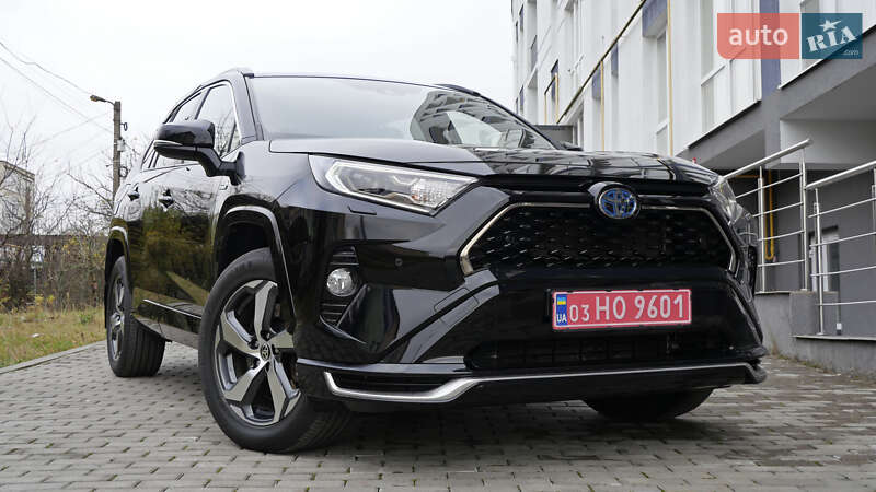 Внедорожник / Кроссовер Toyota RAV4 2020 в Львове Внедорожник / Кроссовер Toyota RAV4 2020 в Львове