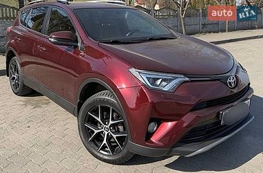 Позашляховик / Кросовер Toyota RAV4 2017 в Городку Позашляховик / Кросовер Toyota RAV4 2017 в Городку