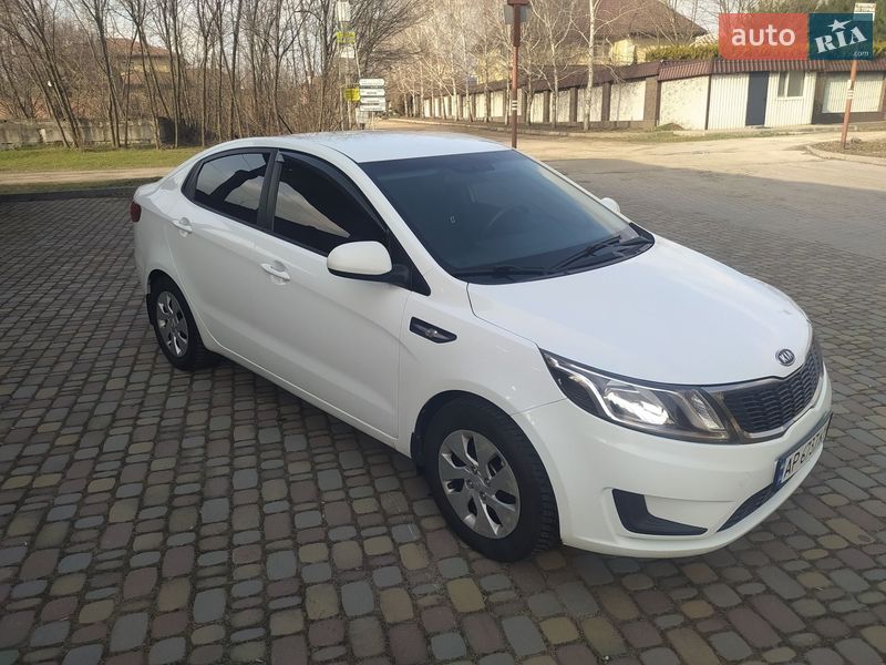 Седан Kia Rio 2012 в Запорожье Седан Kia Rio 2012 в Запорожье