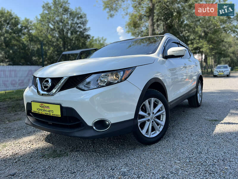 Внедорожник / Кроссовер Nissan Rogue Sport 2018 в Умани