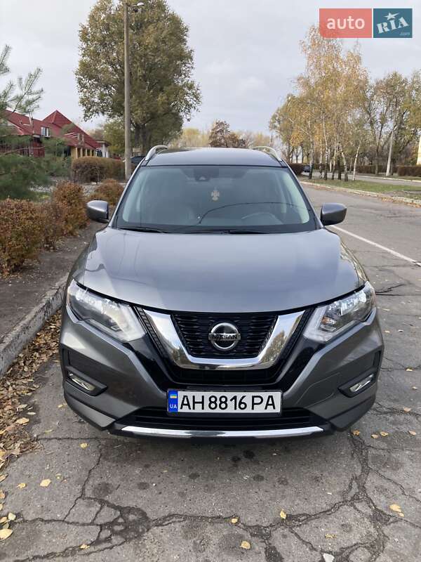 Внедорожник / Кроссовер Nissan Rogue 2019 в Днепре