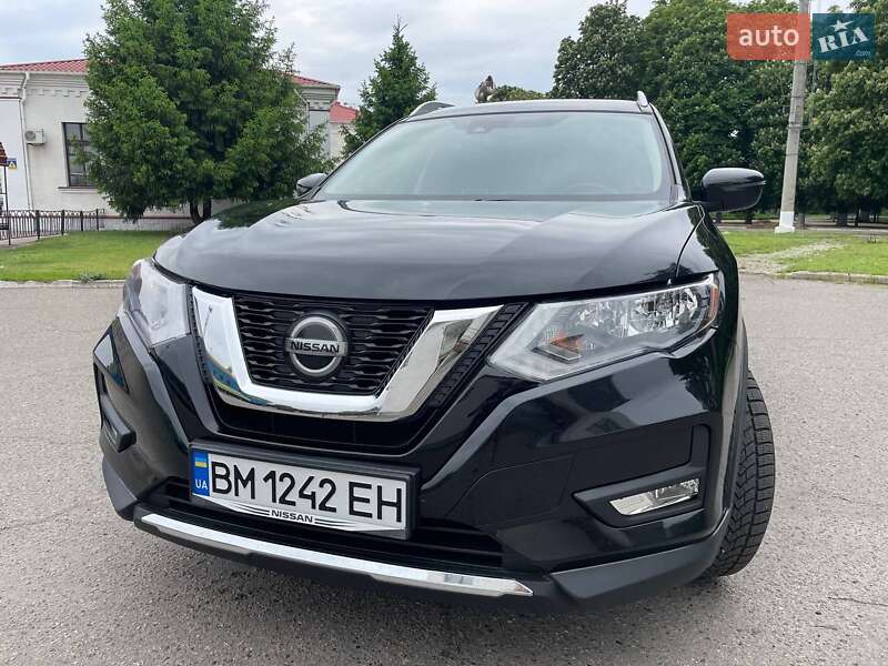 Внедорожник / Кроссовер Nissan Rogue 2019 в Ромнах
