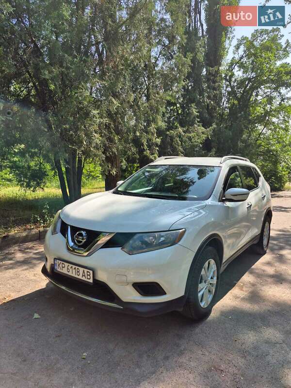 Внедорожник / Кроссовер Nissan Rogue 2016 в Запорожье Внедорожник / Кроссовер Nissan Rogue 2016 в Запорожье