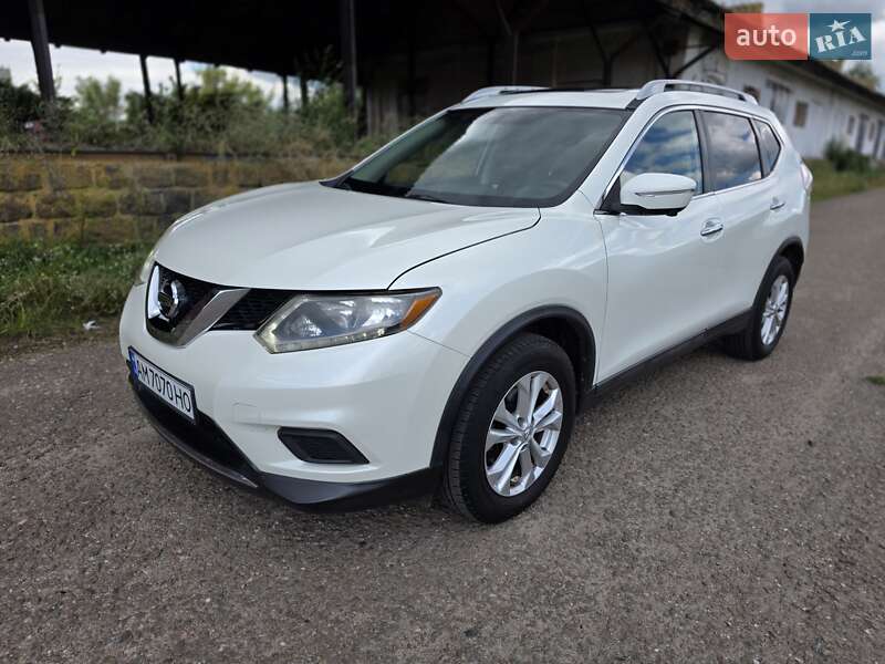 Внедорожник / Кроссовер Nissan Rogue 2014 в Бердичеве
